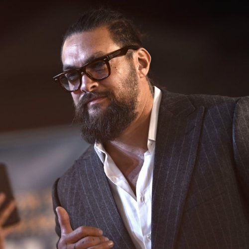 Filme Live-Action de Street Fighter: Roman Reigns, Jason Momoa, Noah Centineo e Andrew Koji Negociando Participação no Elenco