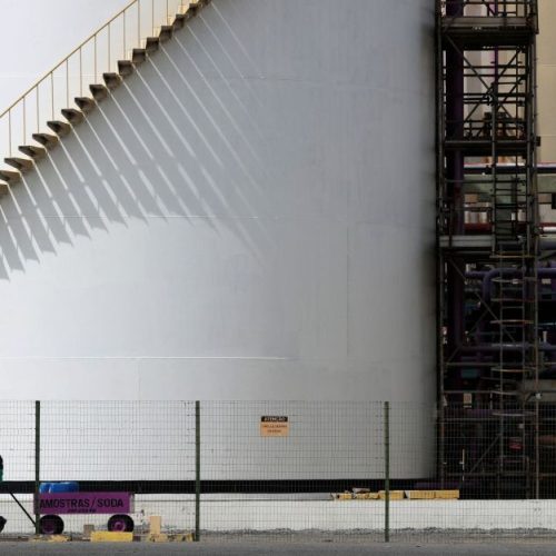 Braskem alcança lucro de R$ 698 milhões no primeiro trimestre, revertendo prejuízo